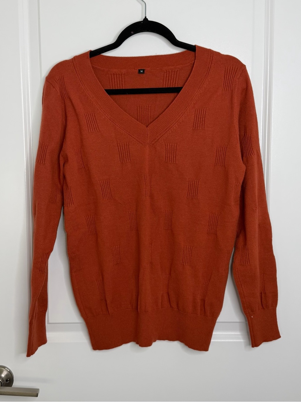 ARACH&CLOZ Rust Orange V Neck Lightweight Knit Sweater M